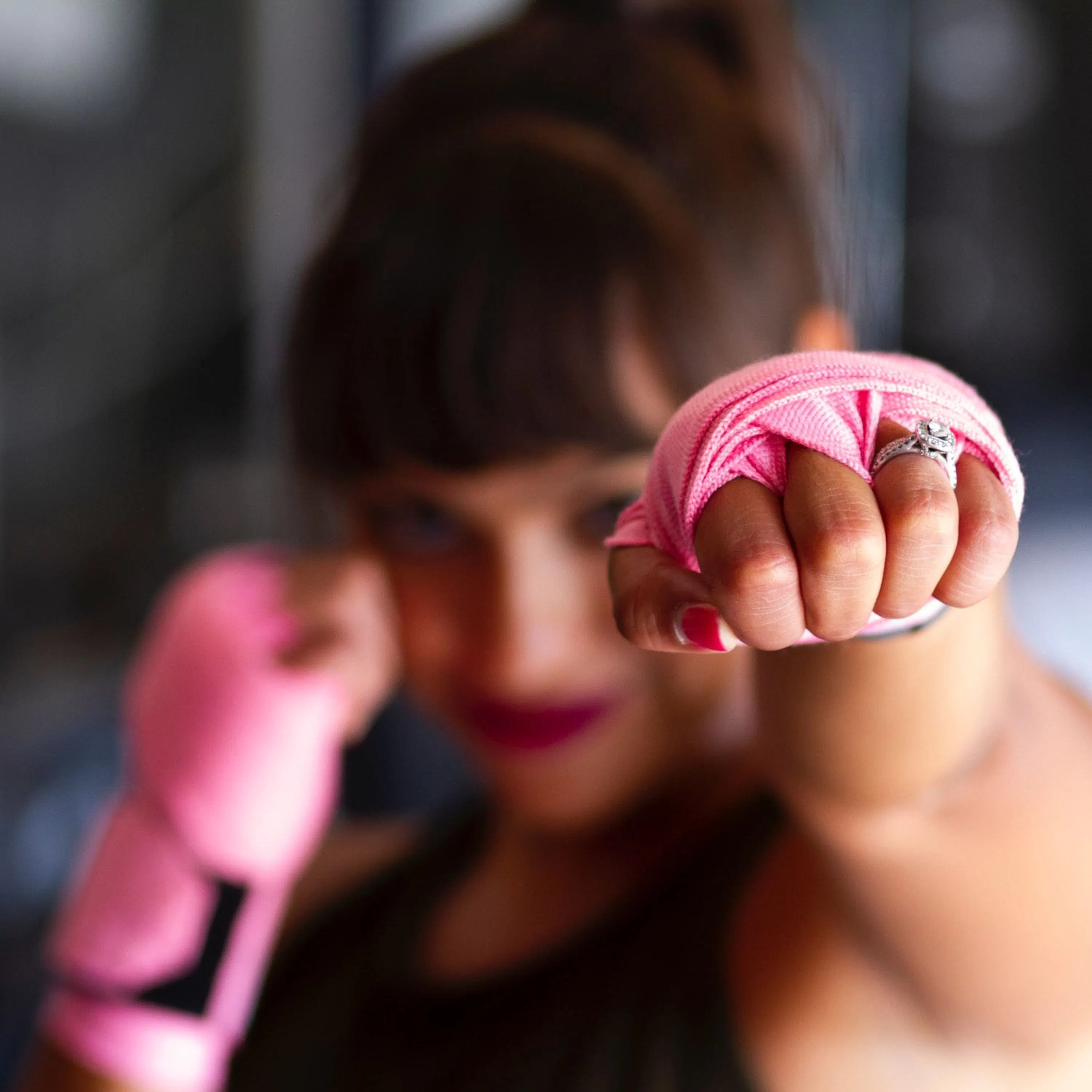 La lutte des femmes contre la maladie racontée dans 3 podcasts