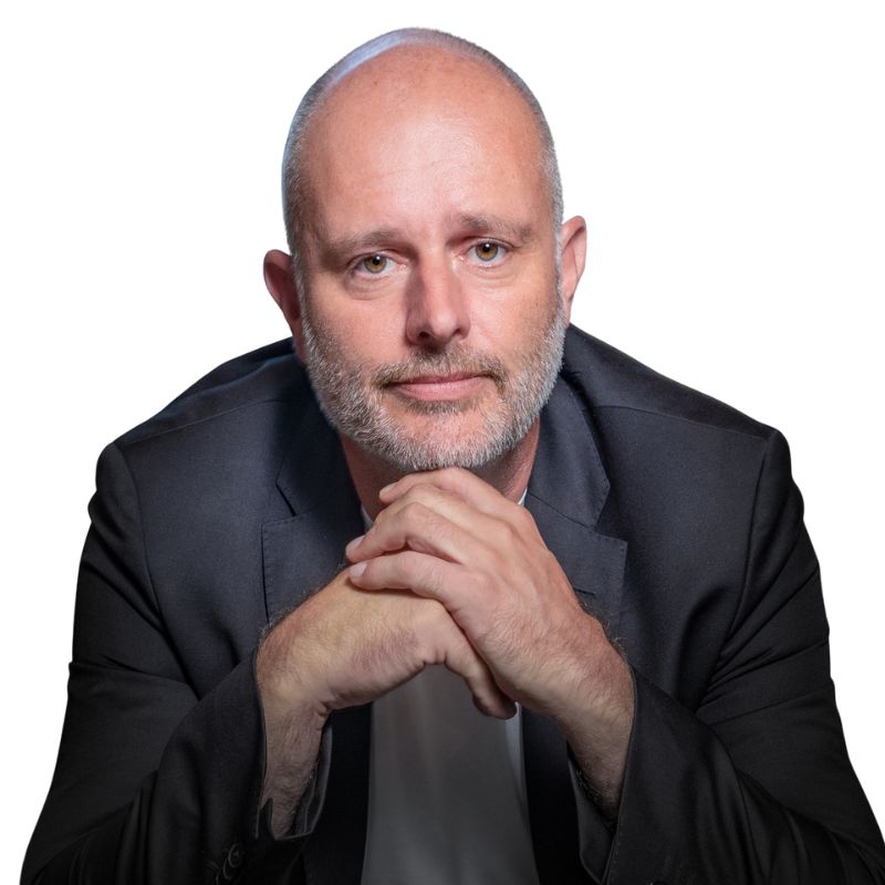 205: The Suitcase Office: What Digital Nomads Can Teach Us About Location Independent Work with Koen Blanquart