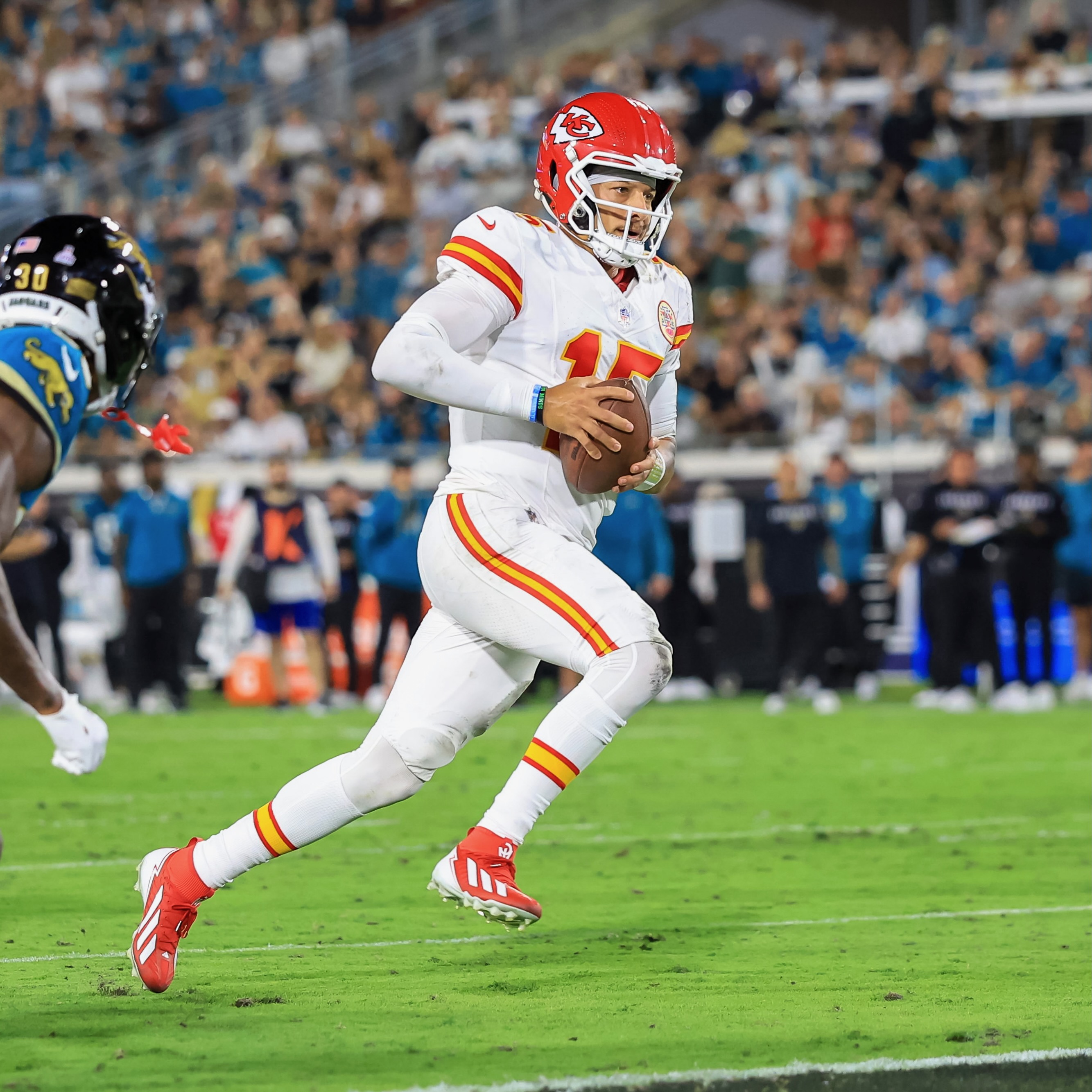 Top Five NFL Games to Watch in Week 6, Why the Jaguars will Fall to Earth with Ben Axelrod, And Steve Smith Sr. on his Hall of Fame Snub