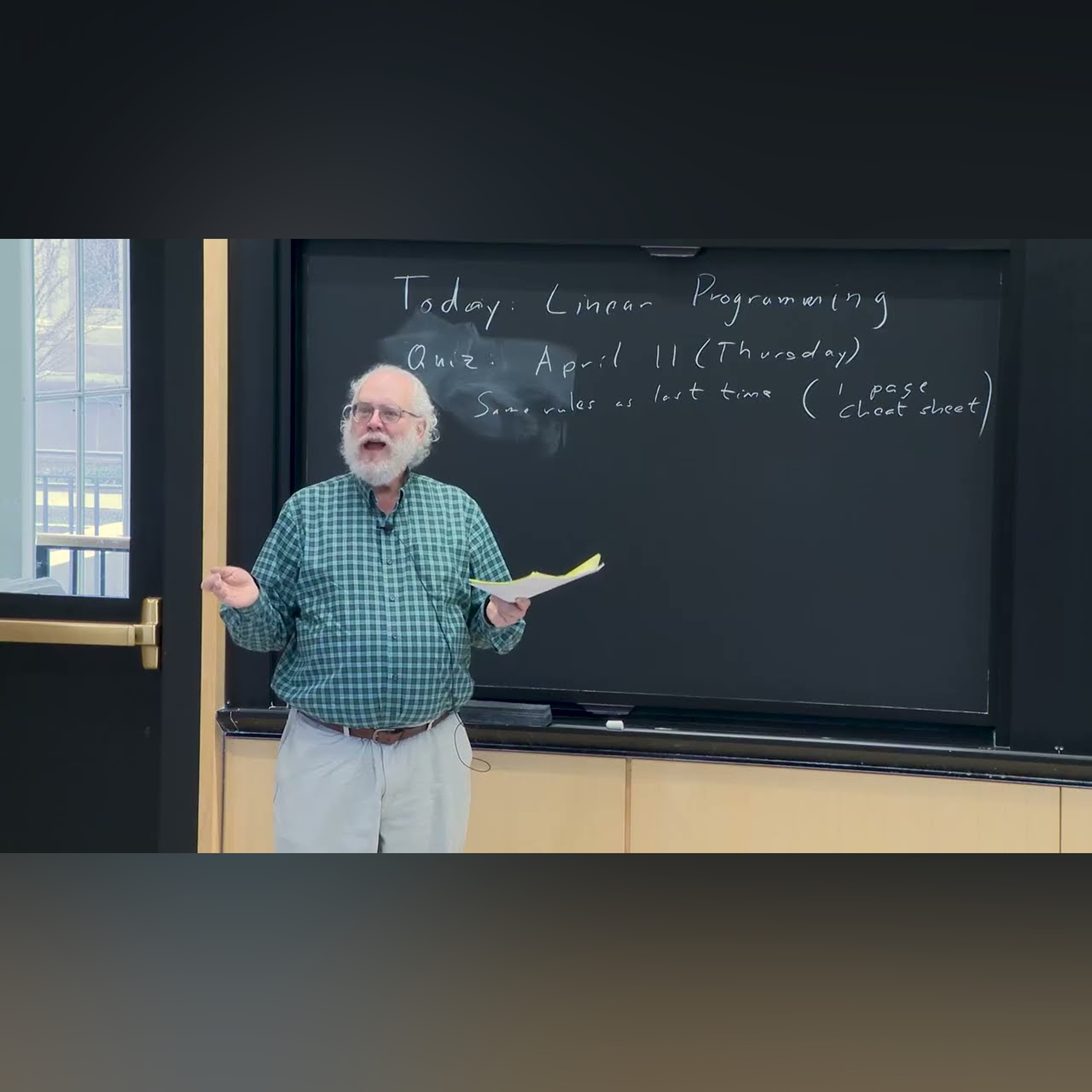 Lecture 12: Introduction to Linear Programming