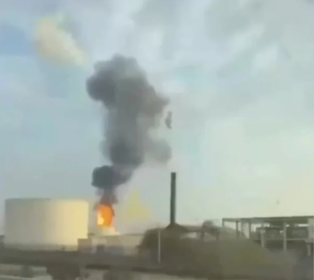Conflitos no Iêmen e guerra entre EUA e Irã impulsionam alta do petróleo episode artwork