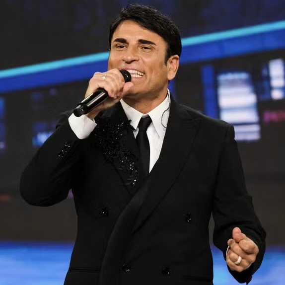 SAL DA VINCI, MICHELE ZARRILLO - CINQUE GIORNI (SANREMO 2026) episode artwork