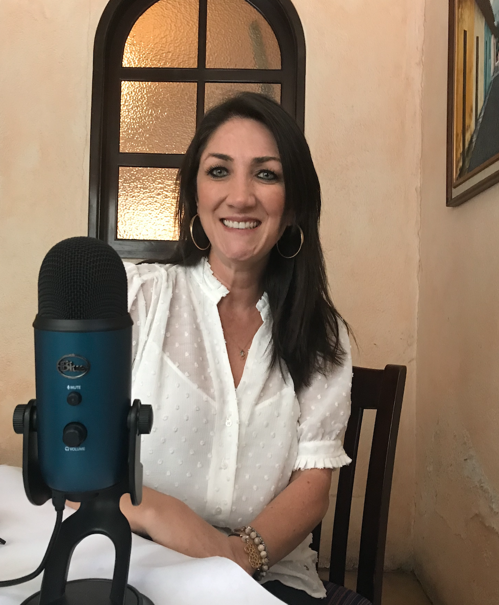 Episodio #9 - La mejor escuela de cocina, tu país con Mirciny Moliviatis - MBPodcast episode artwork