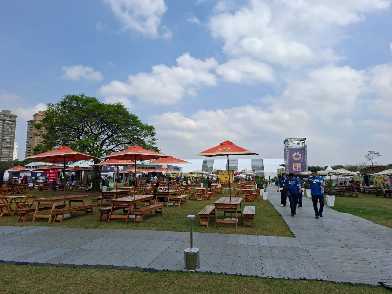Segundo dia de SP Gastronomia terá aulas e dois shows episode artwork