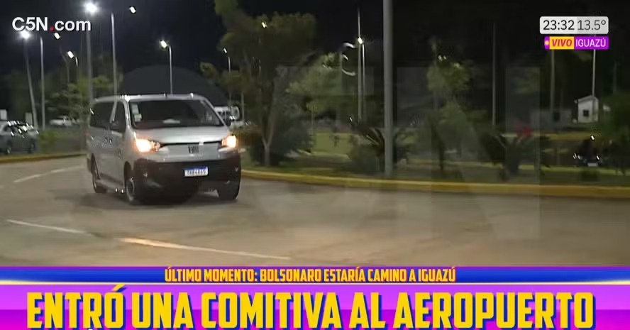 Após entrada na Argentina, imprensa do país viu van brasileira chegando 'de forma incomum' em aeroporto episode artwork