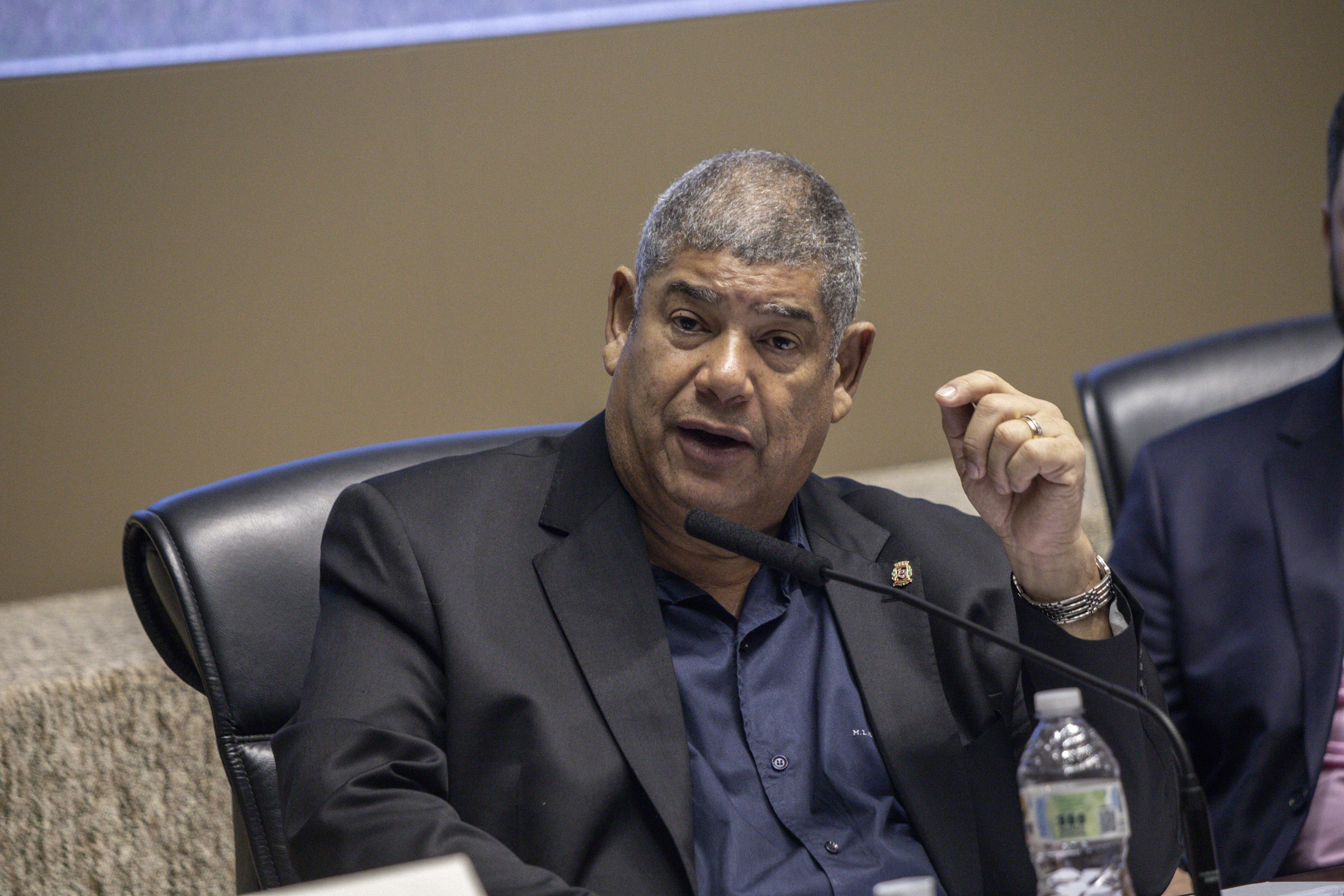 Que é Milton Leite? Ex-vereador de SP é alvo de operação da Polícia Civil contra o PCC episode artwork