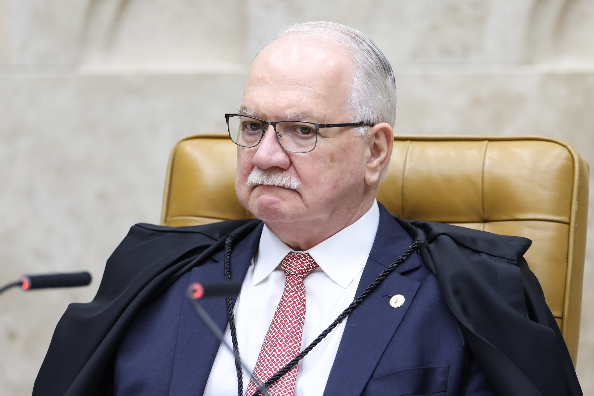 Em retomada de trabalhos do STF, Fachin diz que o Supremo não está imune a críticas episode artwork