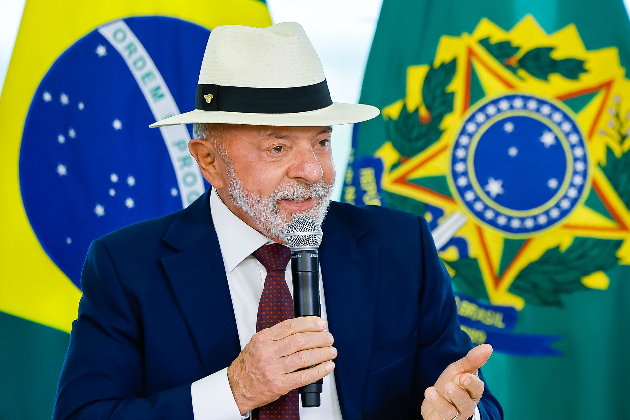 Lula sanciona Dia Nacional em Memória das Vítimas da Covid-19 episode artwork