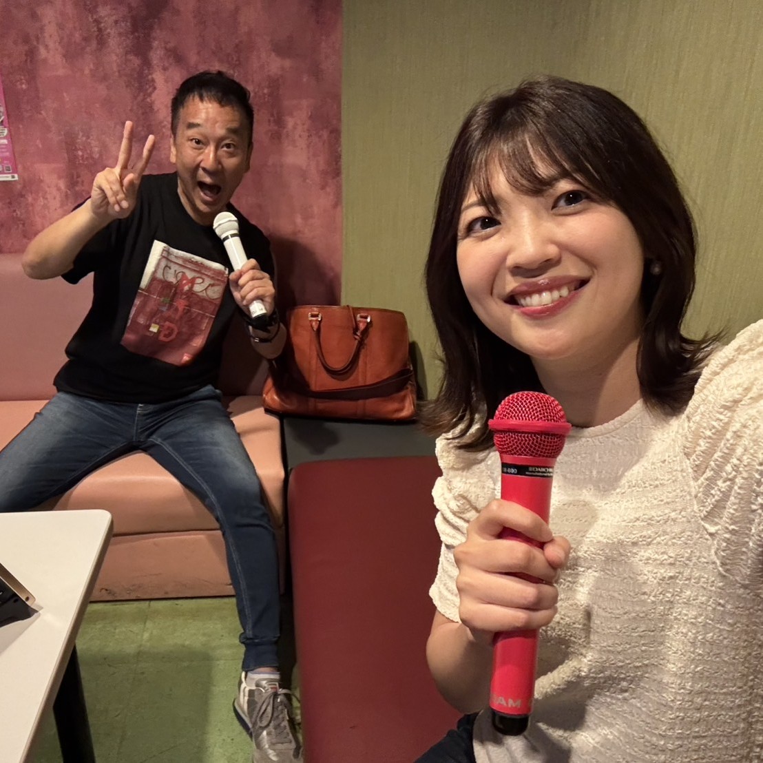 カラオケで合わせながら決めたカラオケの曲、お楽しみに！！