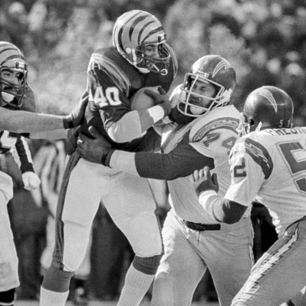 OBI: Special Interview and Super Bowl LVI preview with former Bengals RB Charles Alexander episode artwork