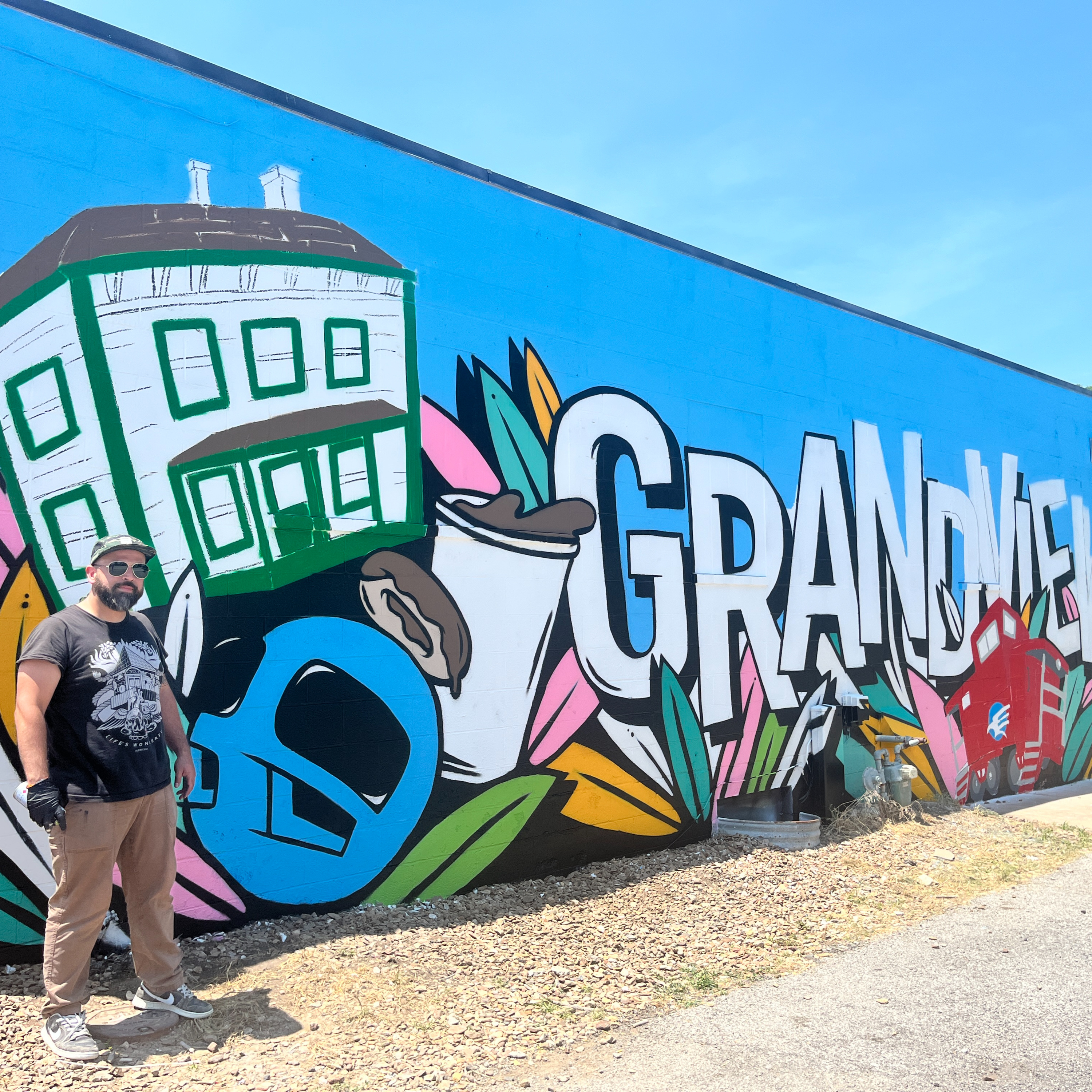 South Kansas City-based Artis & Muralist Alecks Cruz episode artwork