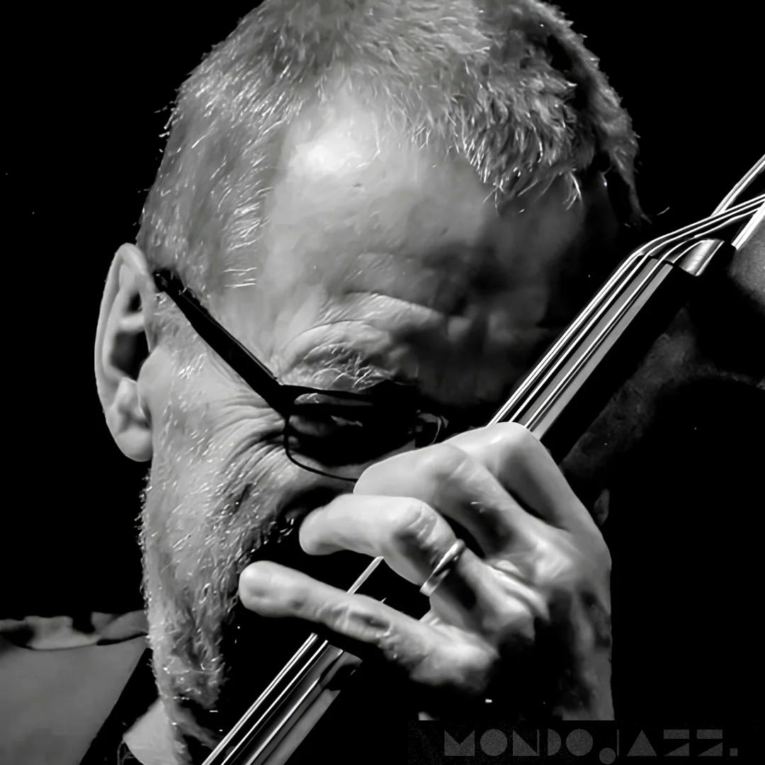 Jumpin' In: Inside the World of Dave Holland - Part 2 [Mondo Jazz 381-2]