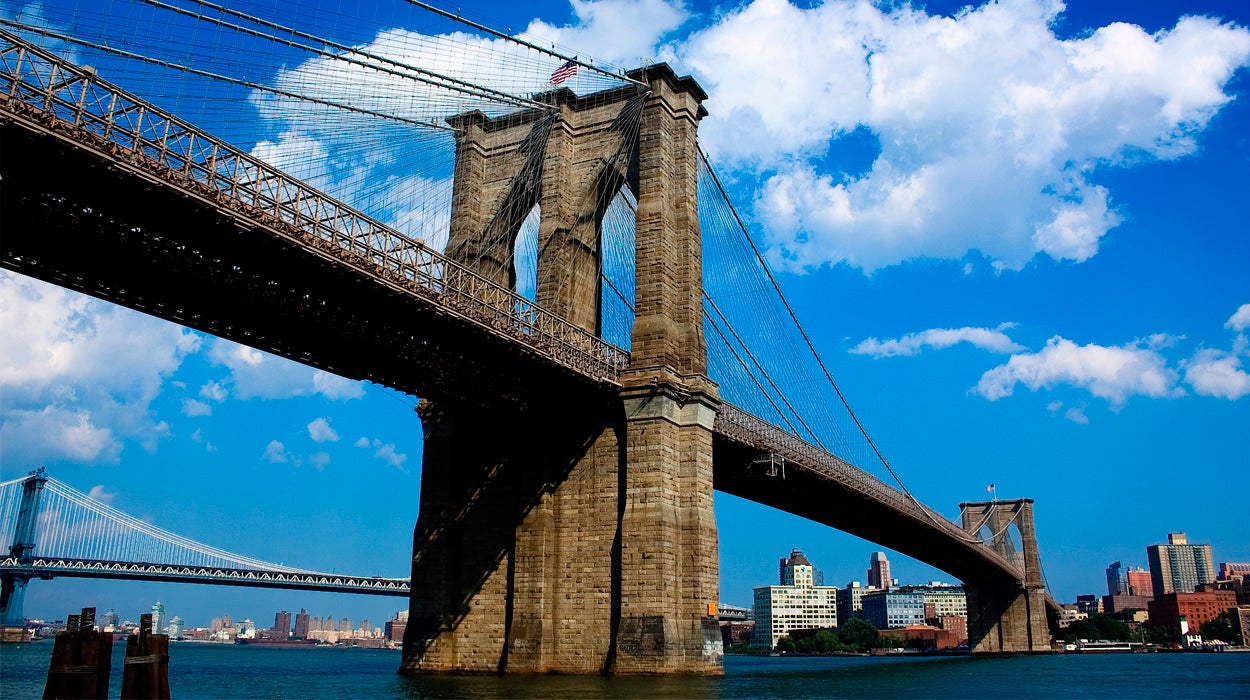 La mujer que construyó el puente de Brooklyn
