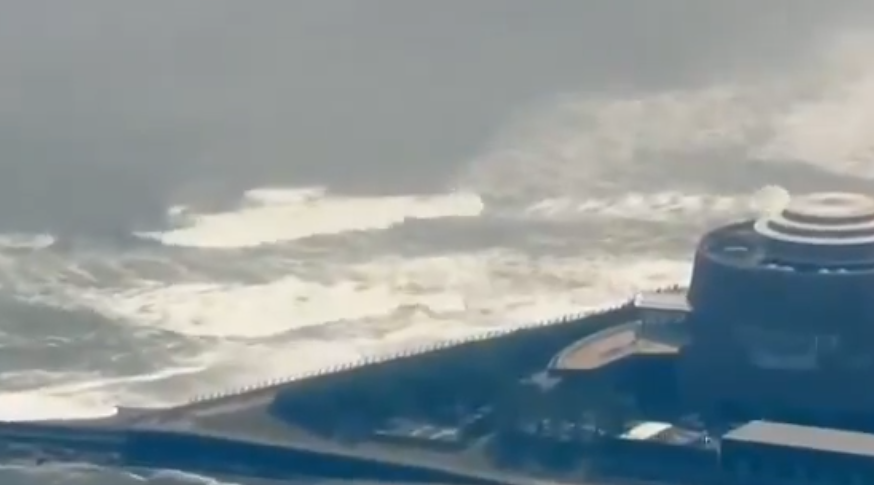 Quase 2 milhões de pessoas são orientadas a sair de casa após tsunami atingir o Japão