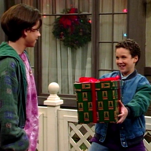 Boy Meets World S1E10 "Santa's Little Helper" episode artwork