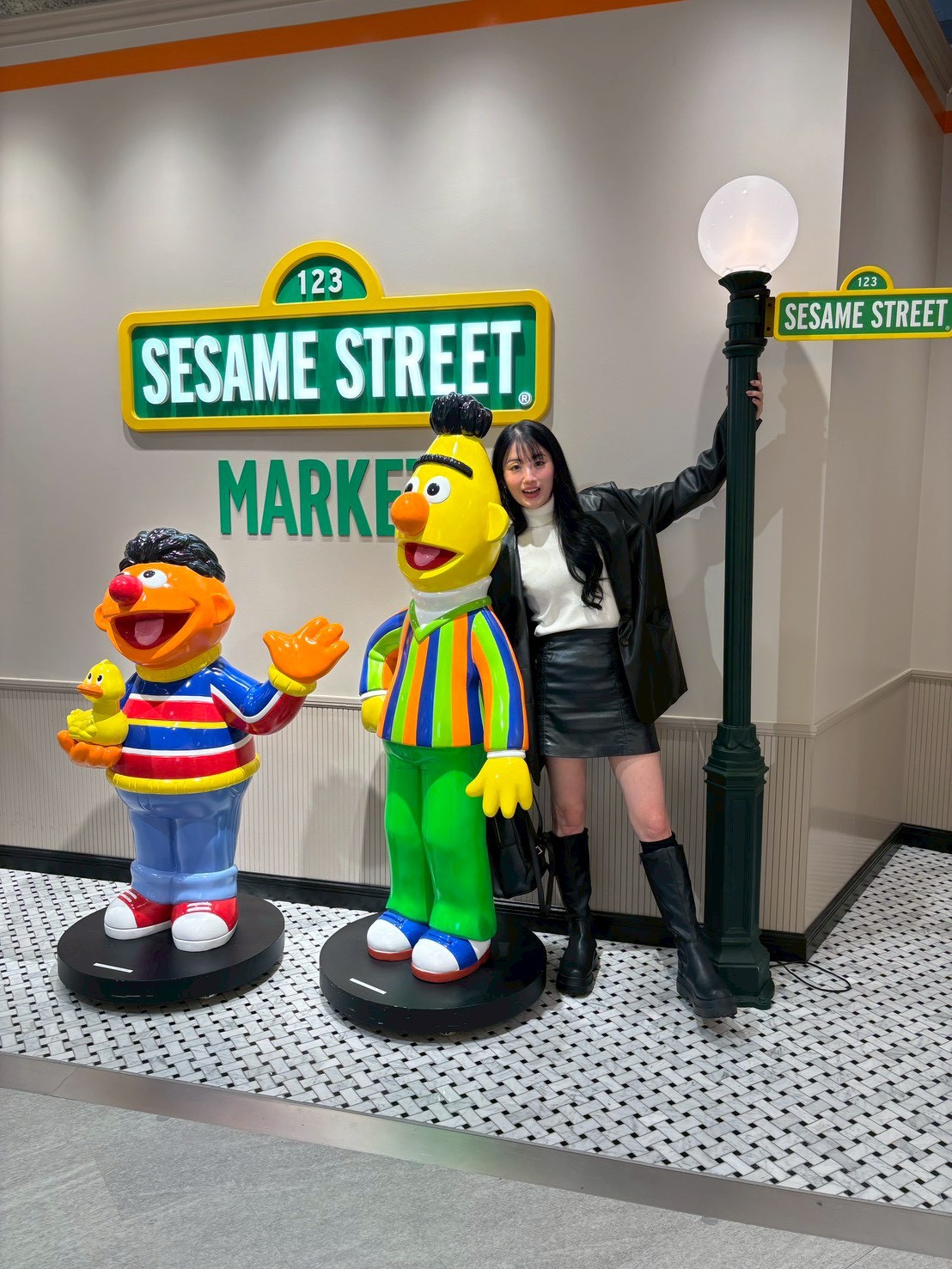 #12【真理の週末バカンス】可愛さ全開！大阪のキャラクターカフェ巡り