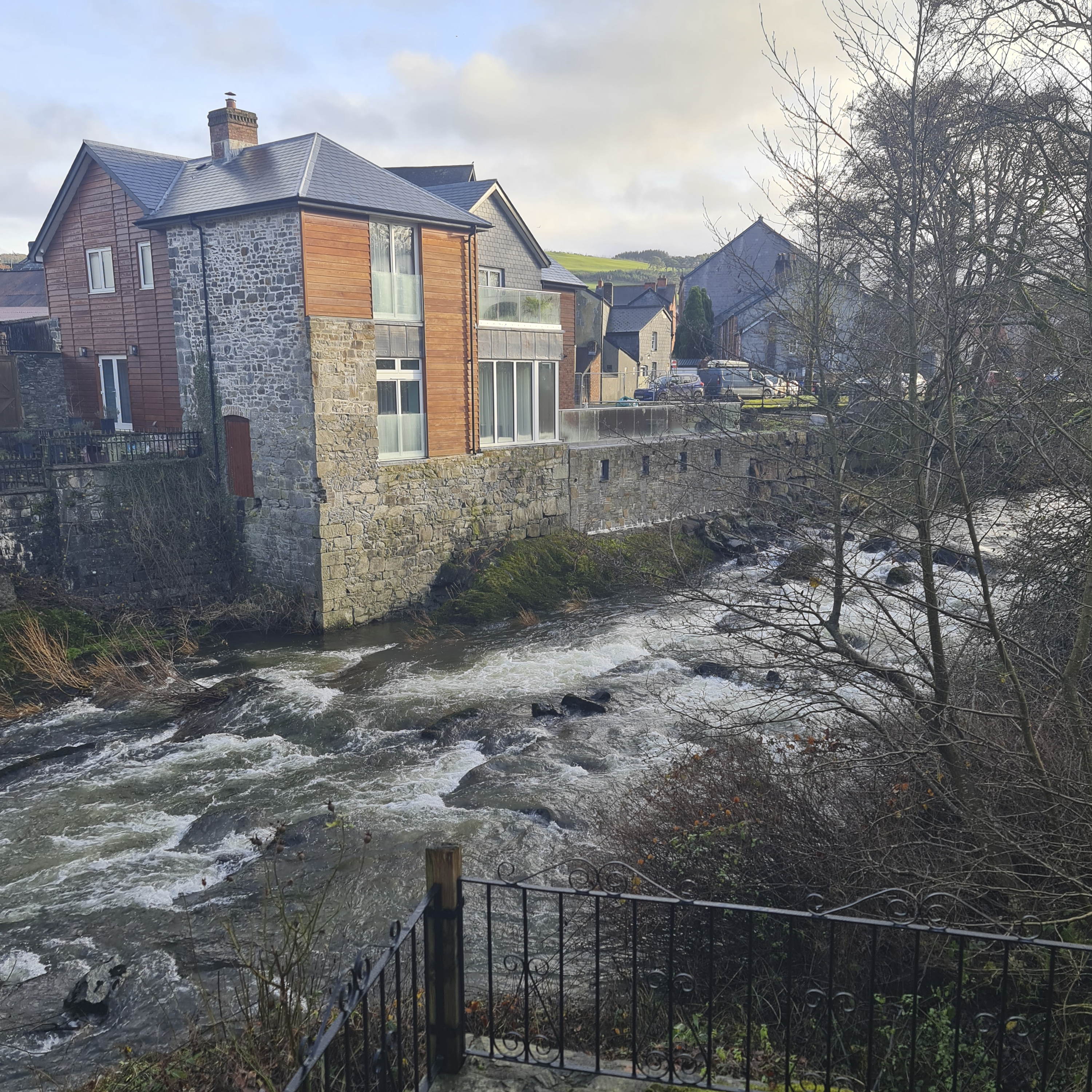 Sound Escape 256. The winter song of the River Severn, deep in the heart of Wales