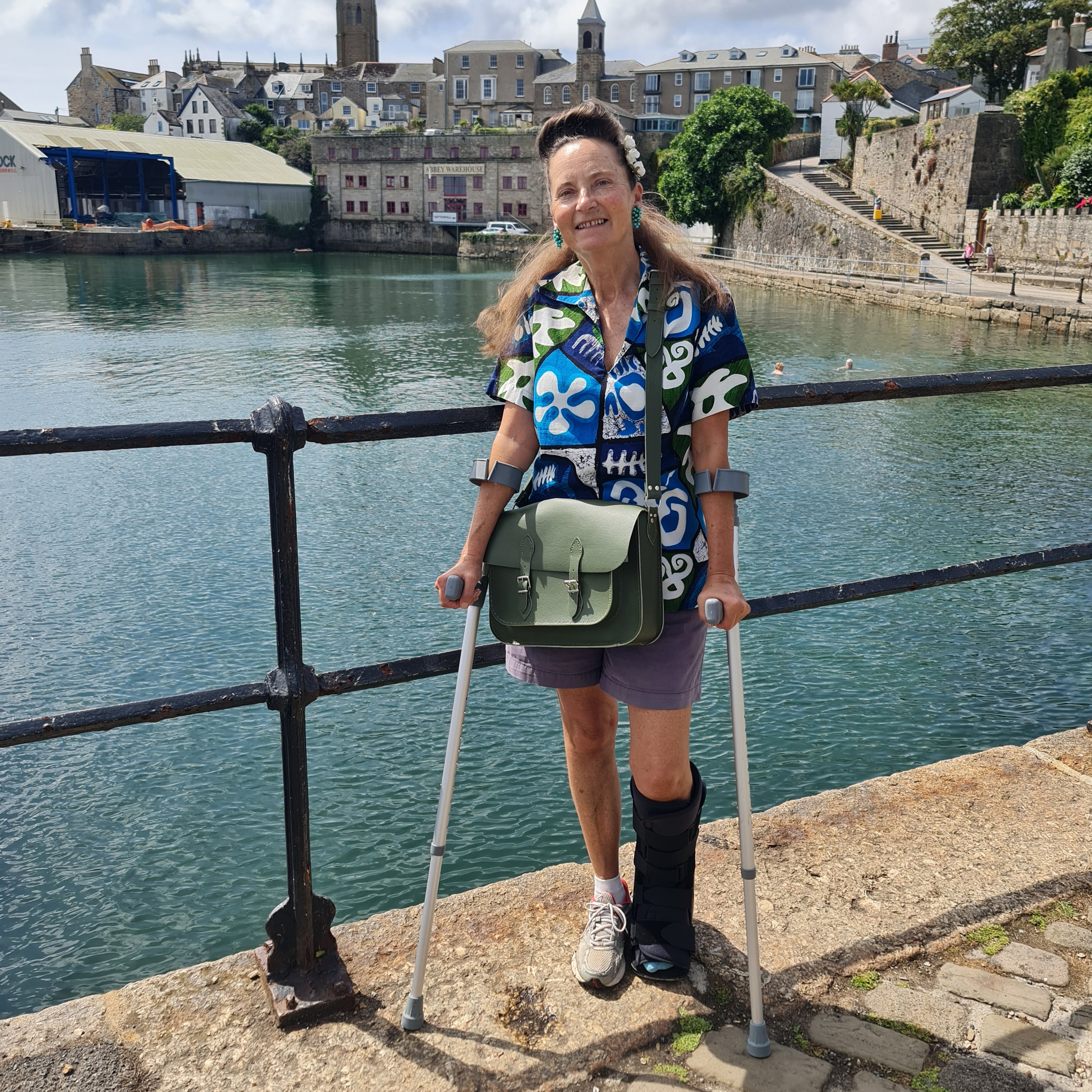 317. Haunting poetry and crashing waves on the Cornish coast with poet Katrina Naomi