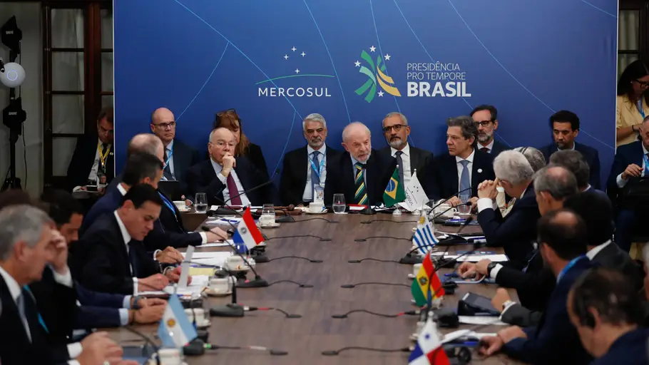 El Orden Mundial: Mercosur, el coche eléctrico y el petróleo de Venezuela