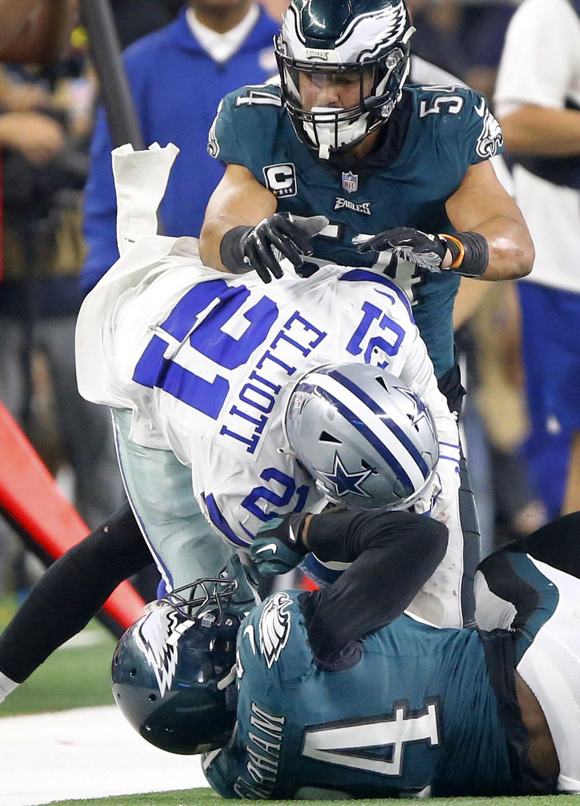 Will Cowboys keep the pressure on with lead in division episode artwork