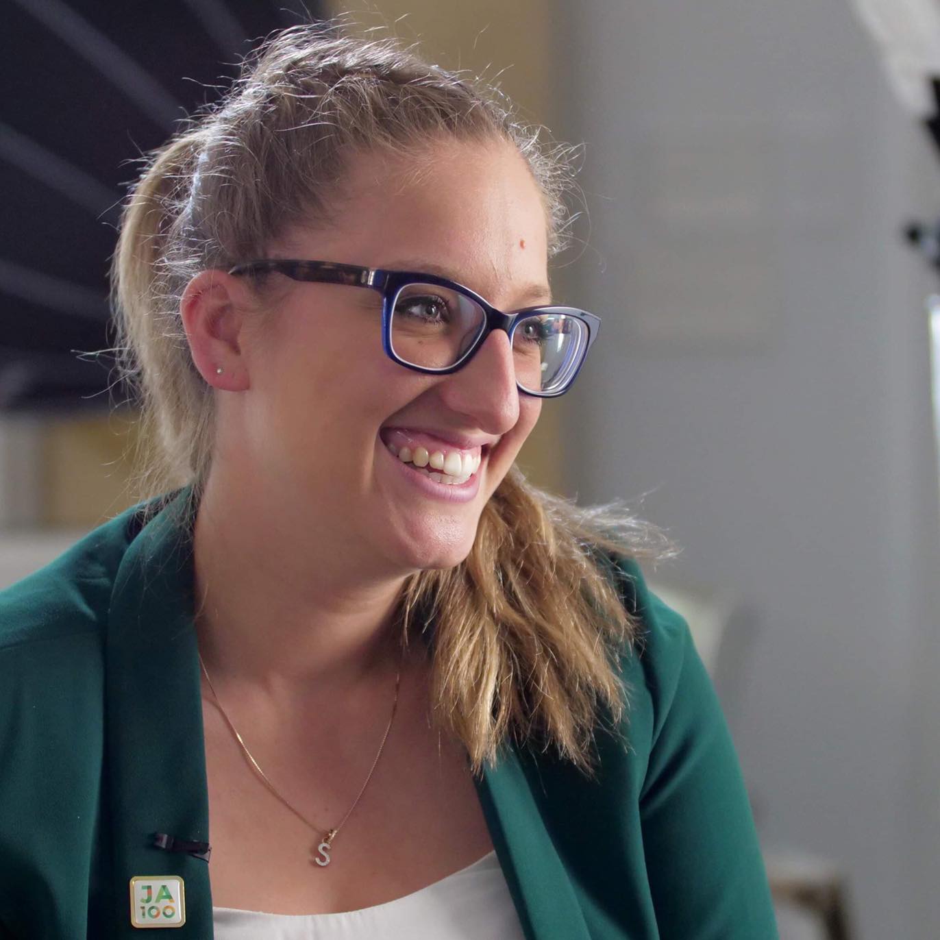 150: How to Be Global, Navigate Privilege and Learn from Other Cultures with Sarah Rapp