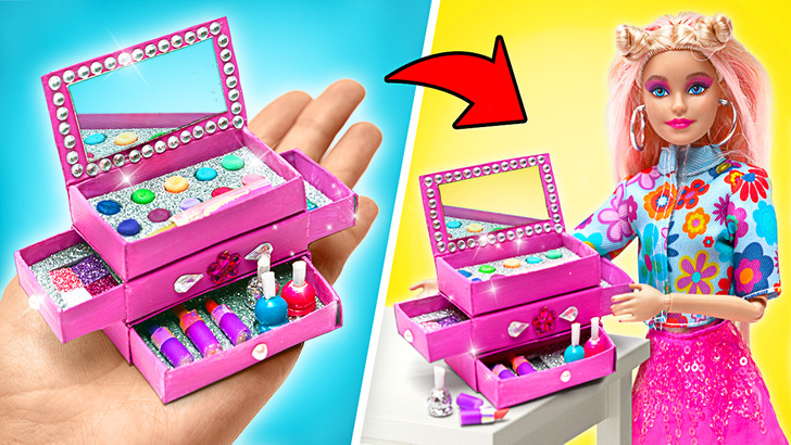 How to Make a Mini Glittery Makeup Kit Box for Dolls!