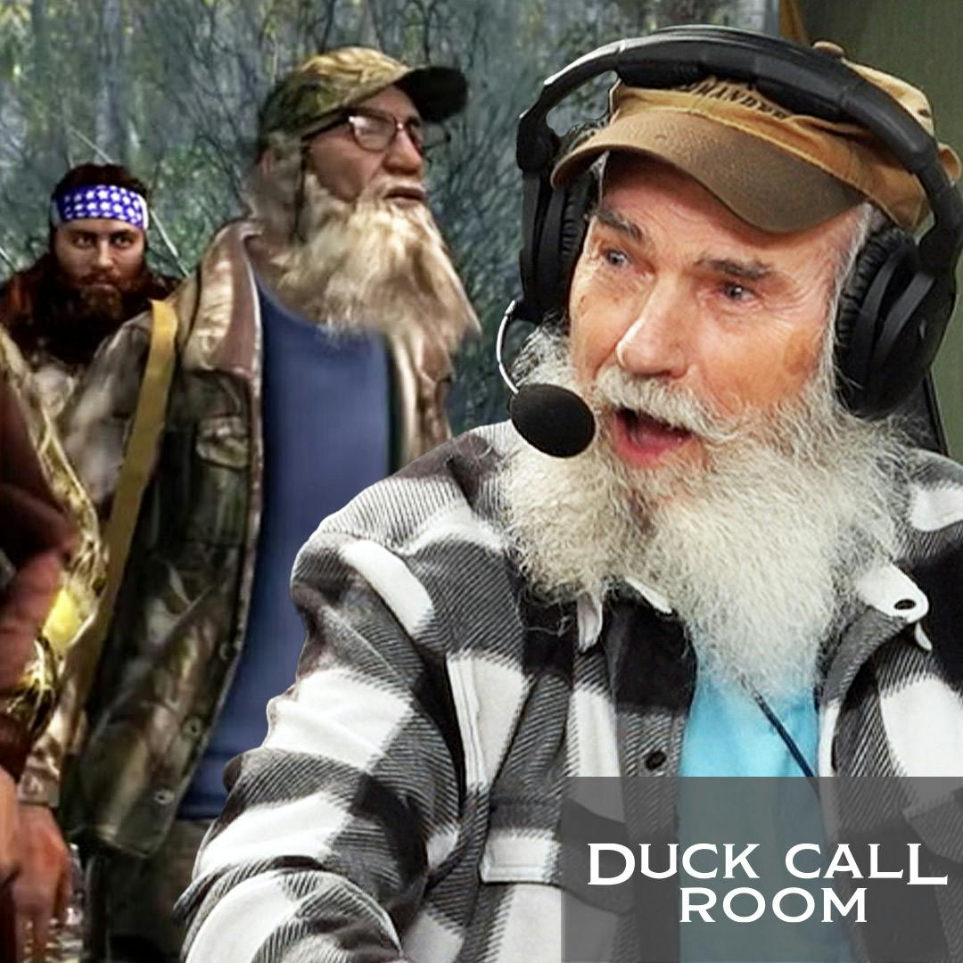 Uncle Si Joins John Luke Robertson to Play Their Own Video Game Uncle Si Joins John Luke Robertson to Play Their Own Video Game