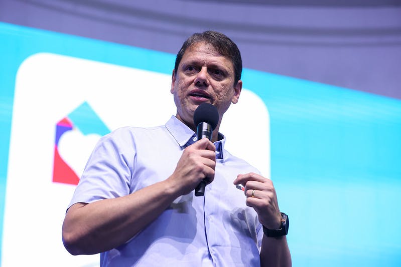 Tarcísio classifica como 'histórica' operação contra fraude fiscal no setor de combustível Tarcísio classifica como 'histórica' operação contra fraude fiscal no setor de combustível