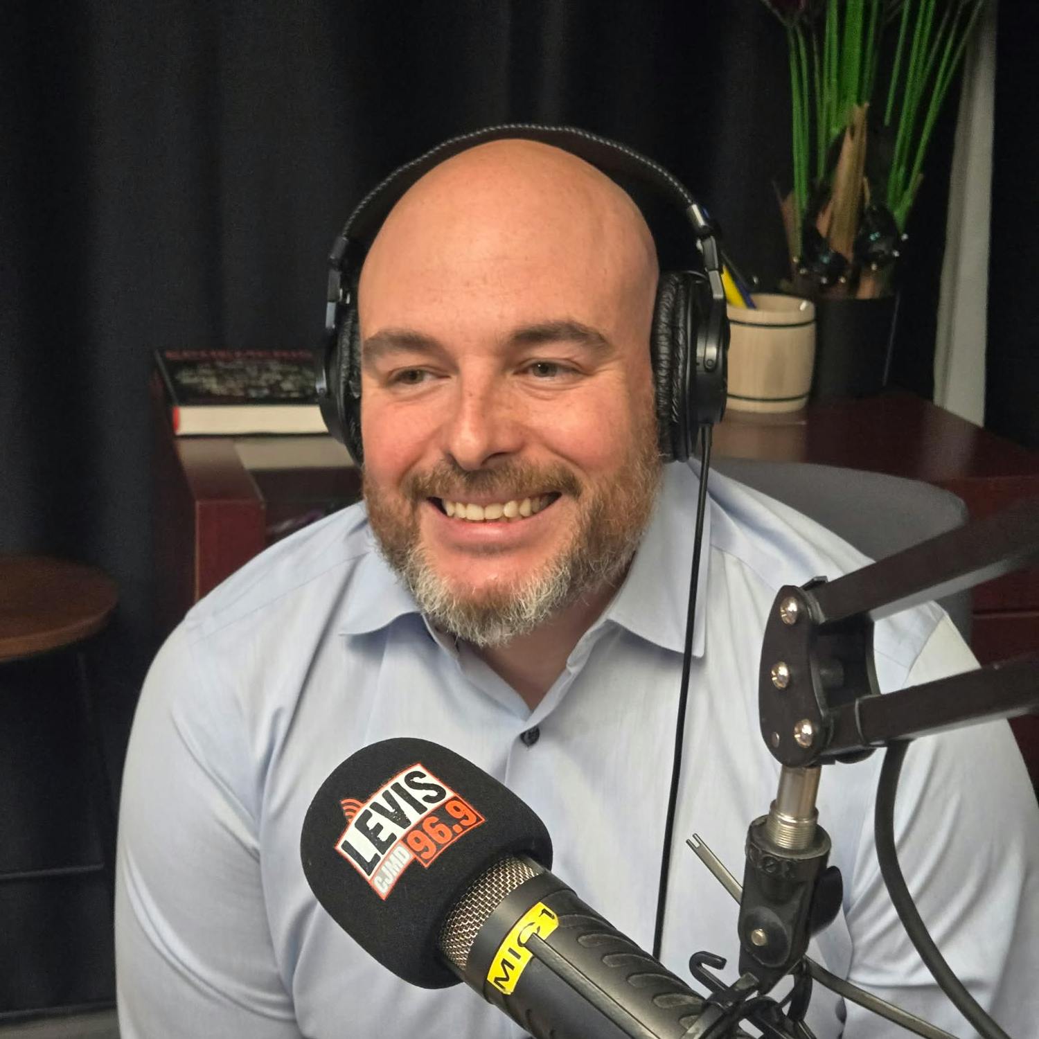 Guillaume Ratté Côté - PolitiGuy Correct Guillaume Ratté Côté - PolitiGuy Correct