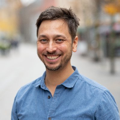 149: Getting 8 Million Downloads on the Zero to Travel Podcast, Building "Location Indie", and Hitchhiking Through Scotland with Jason Moore