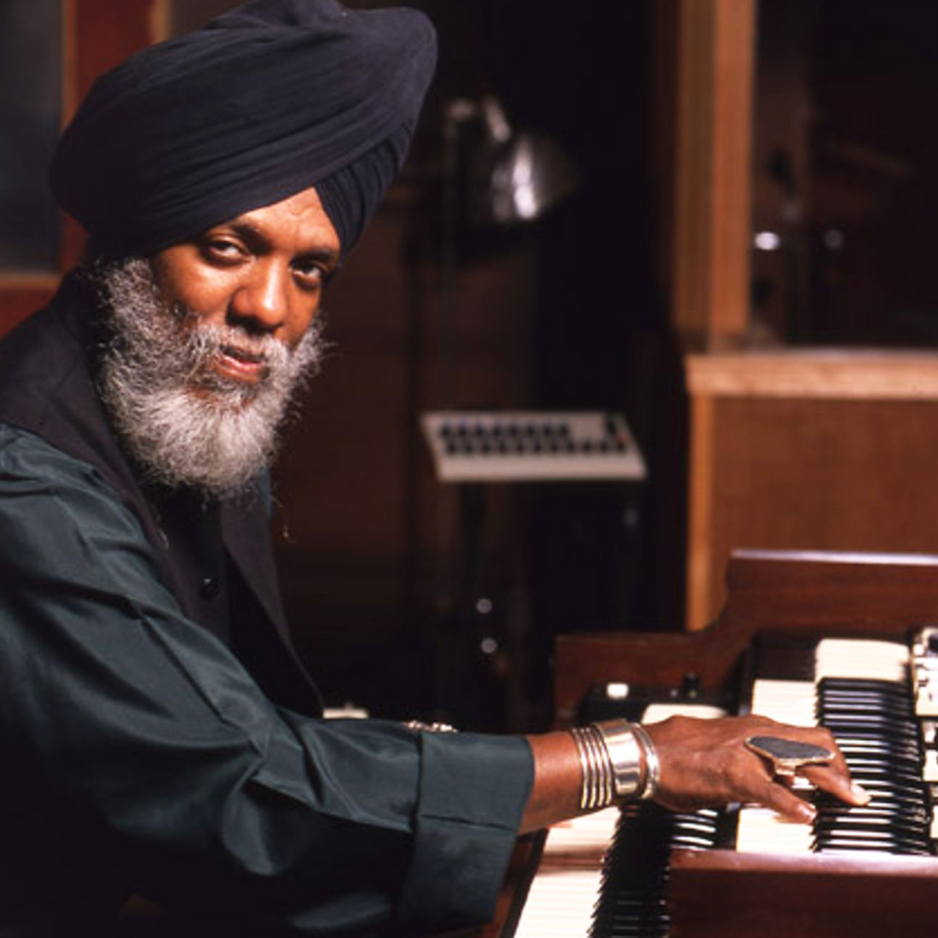 Legendary Hammond B3 Organist & Jazz Icon Dr. Lonnie Smith episode artwork