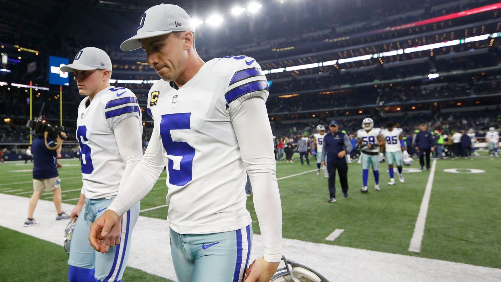 Did the Cowboys get rid of Dan Bailey for Earl Thomas? episode artwork