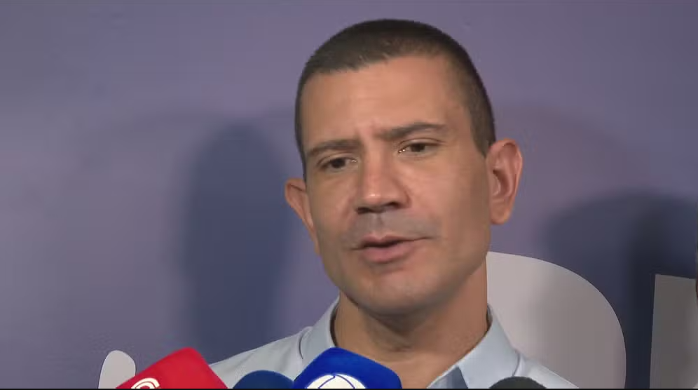 Douglas Ruas comenta ações judiciais de coligação de Eduardo Paes após decisão do TSE: 'Lamentável' episode artwork