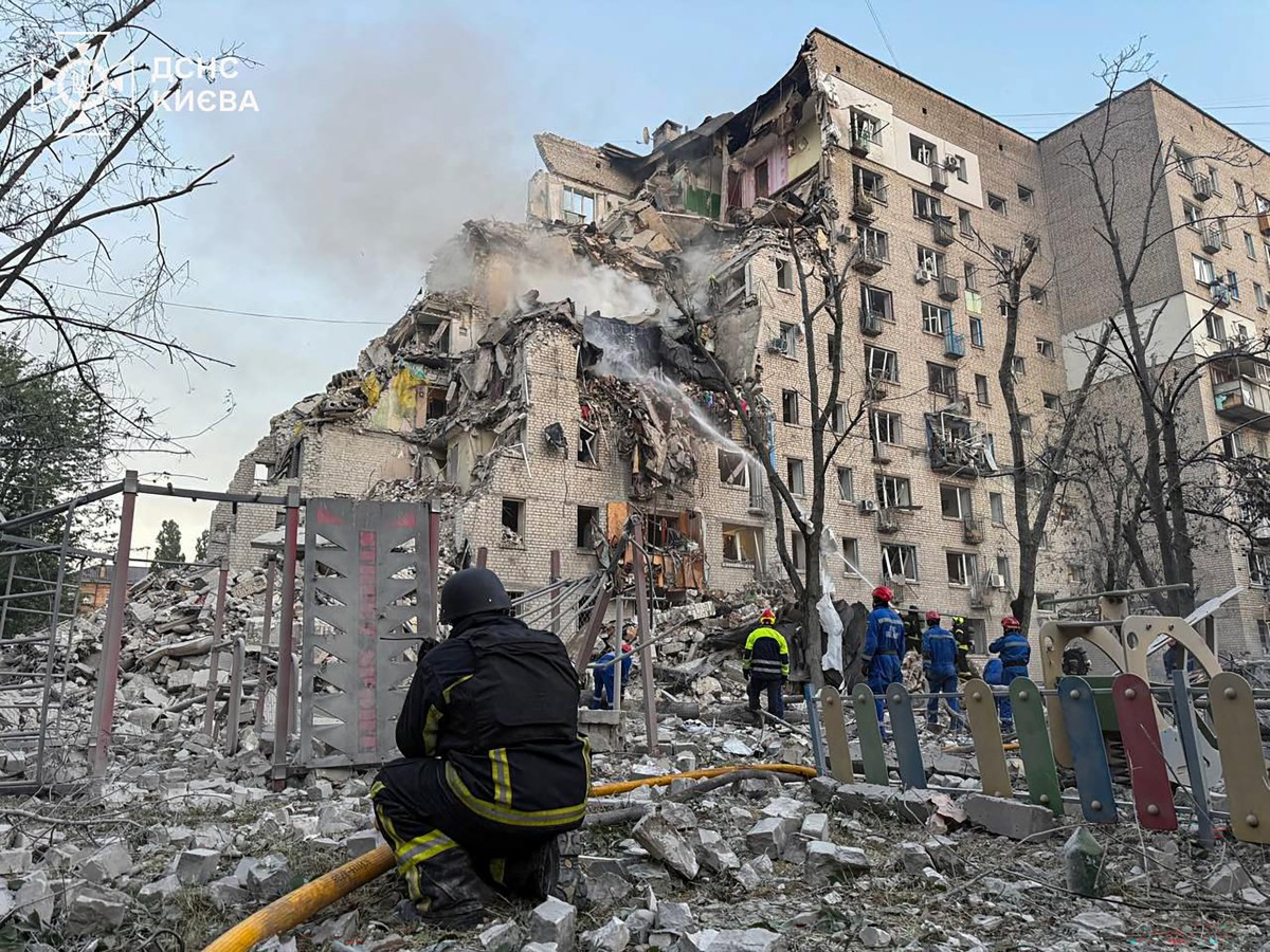 Ataque em grande escala da Rússica contra Kiev deixa 17 mortos e dezenas de feridos episode artwork