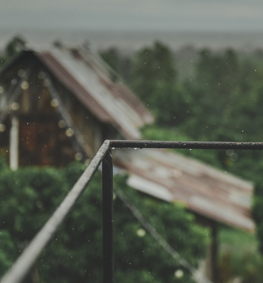 Heavy Rain Falling on Cabin Roof: 3-Hour Soothing Rainstorm for Blissful Sleepiness