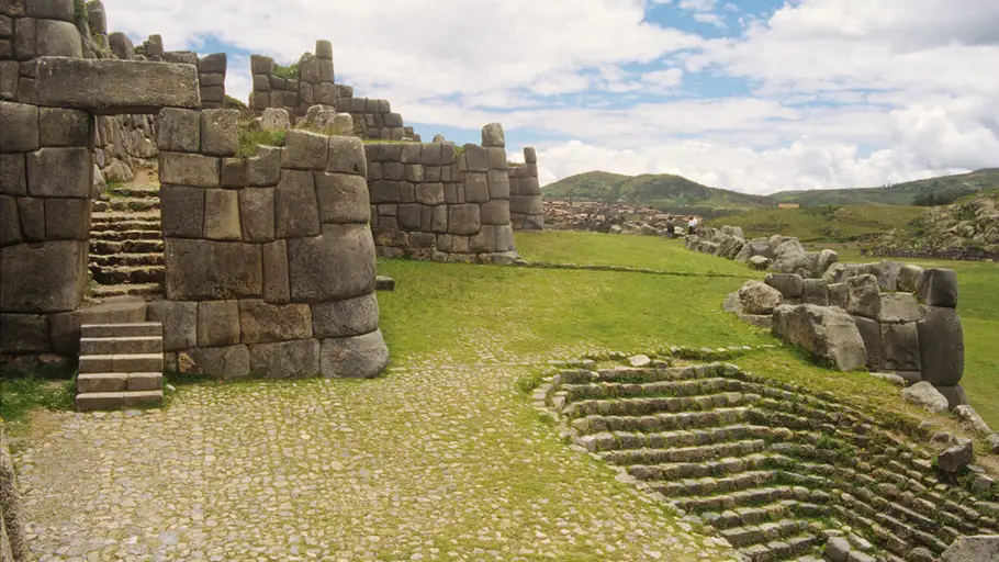 El túnel secreto de mayor fortaleza inca