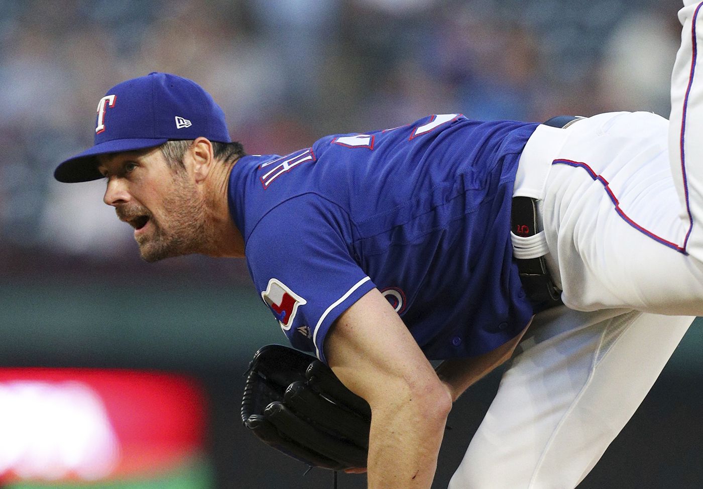 Could the Rangers trade Cole Hamels to the Yankees? episode artwork