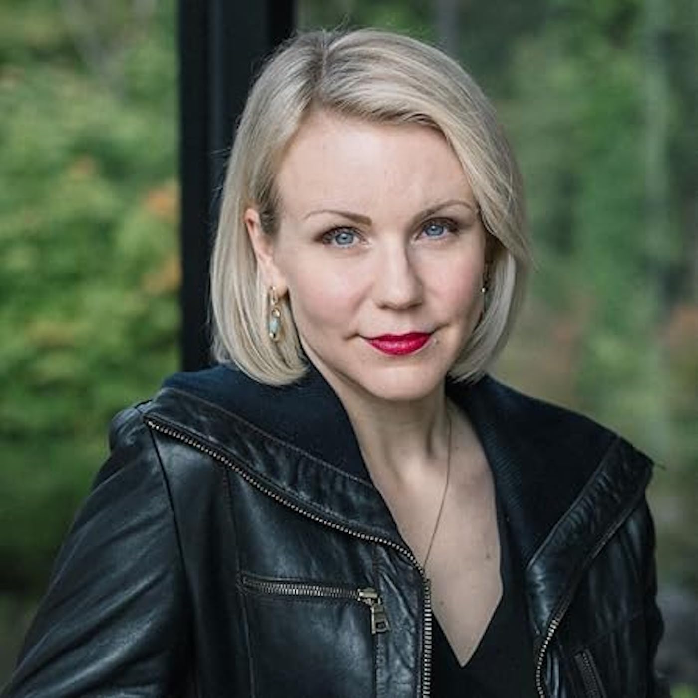 222. The Rise and Fall of the Christian Music Industry // Leah Payne, PhD.