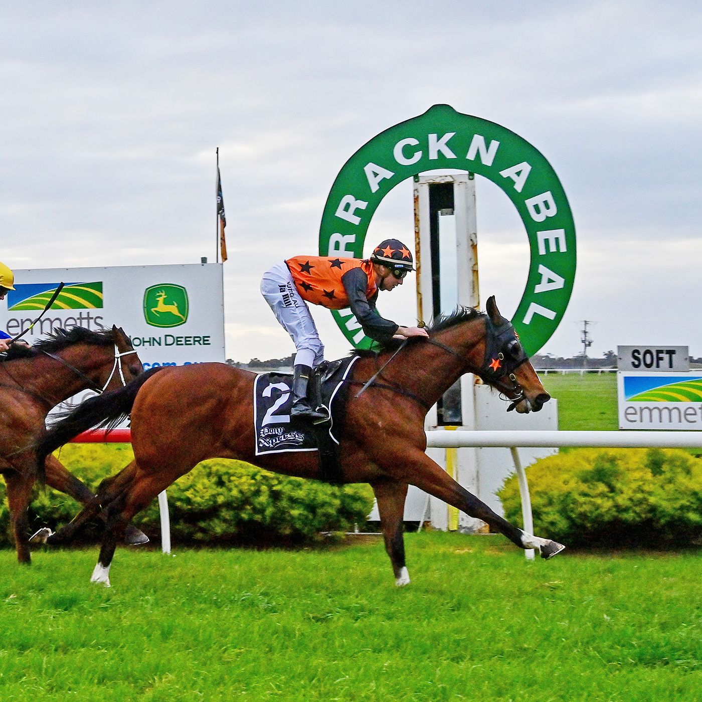 Warracknabeal RC Lisa Inkster chats to Andrew Kuuse re Sundays meeting episode artwork