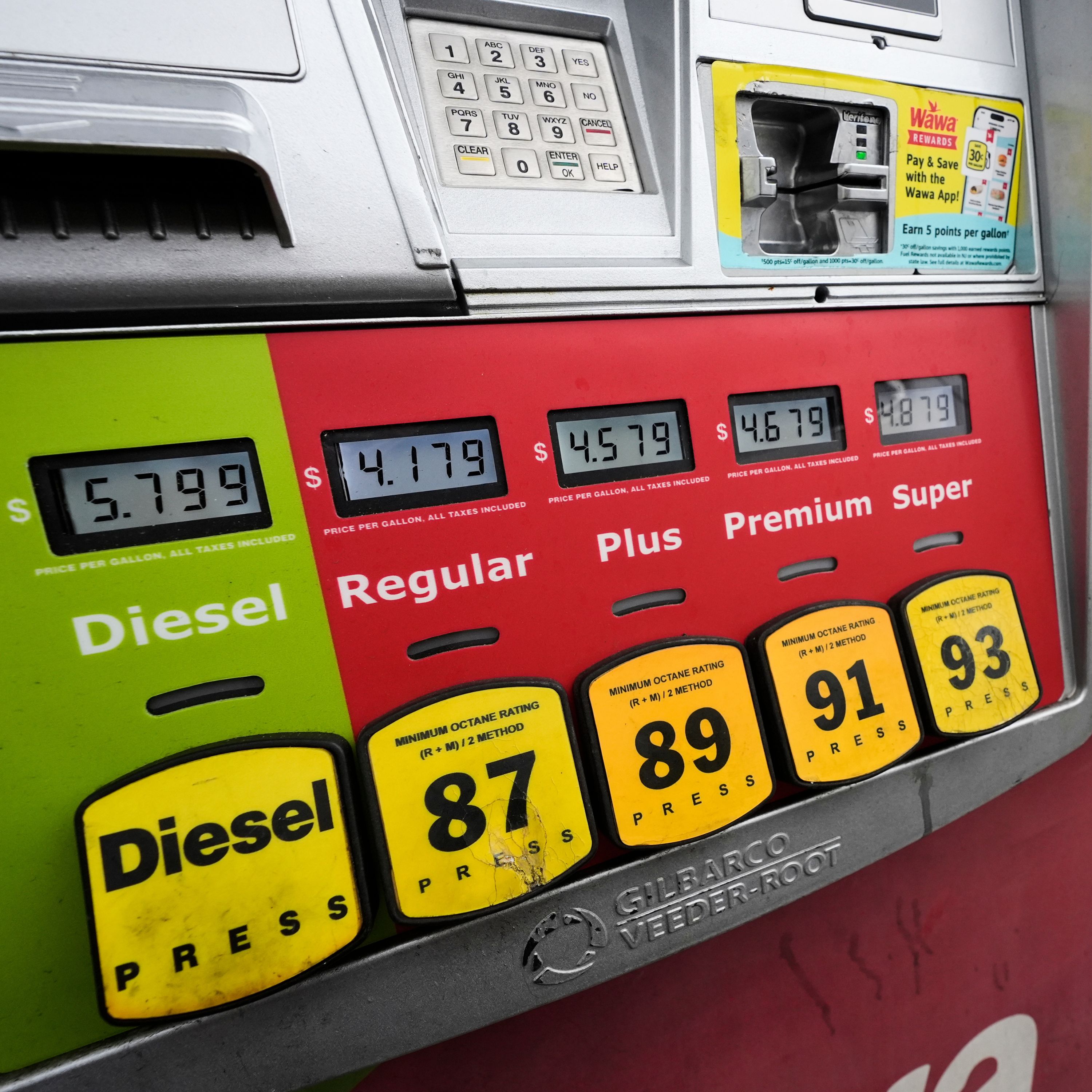 Gas Prices Top $4 as Iran War Drives Costs Higher