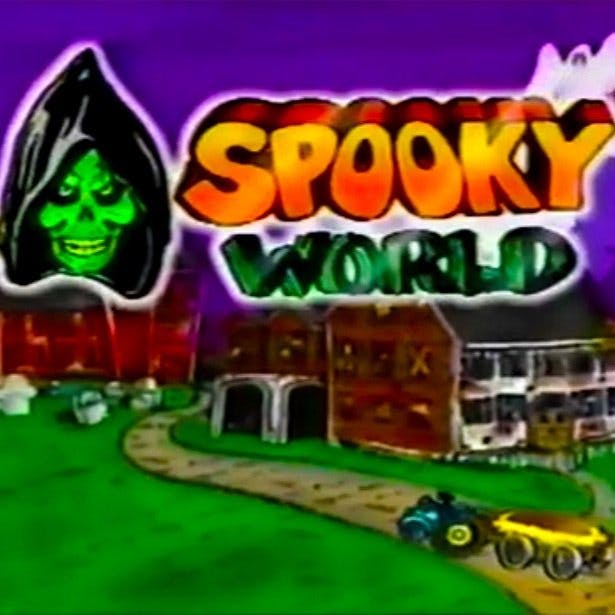 Growing Up Kelly: Spooky World Commentary