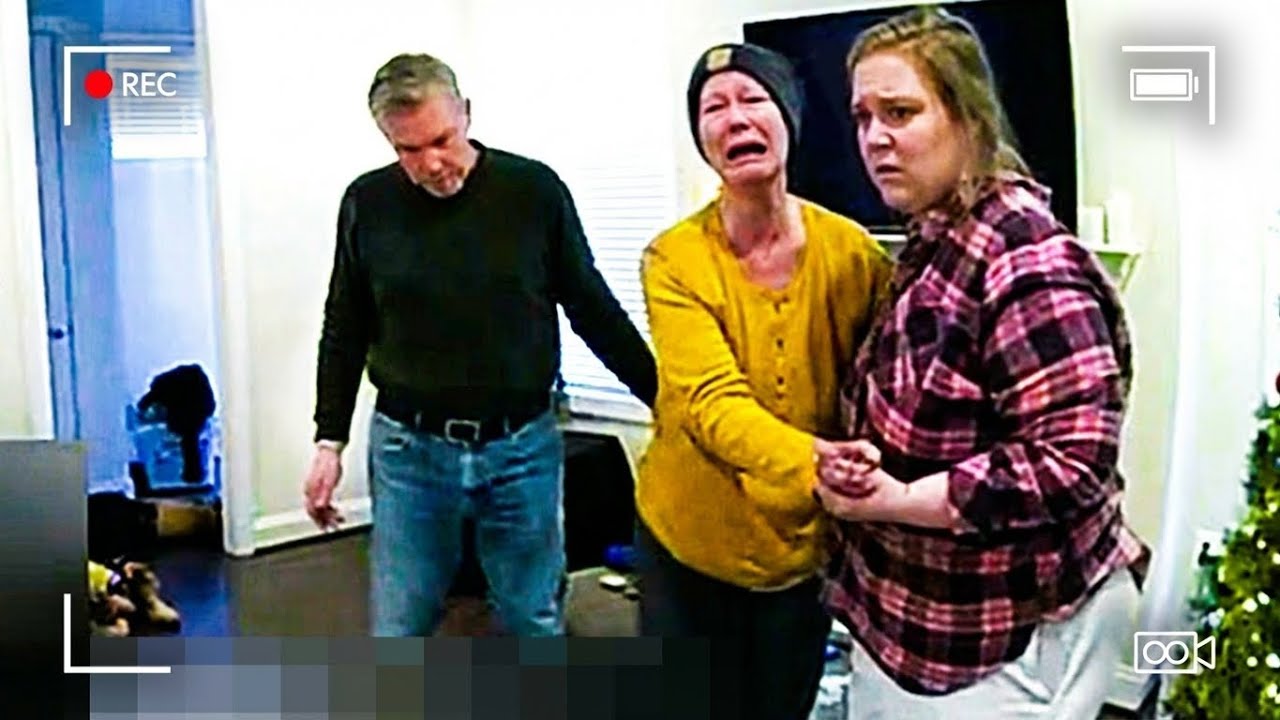 Parent's Discover Daughter's Dead Body In Living Room