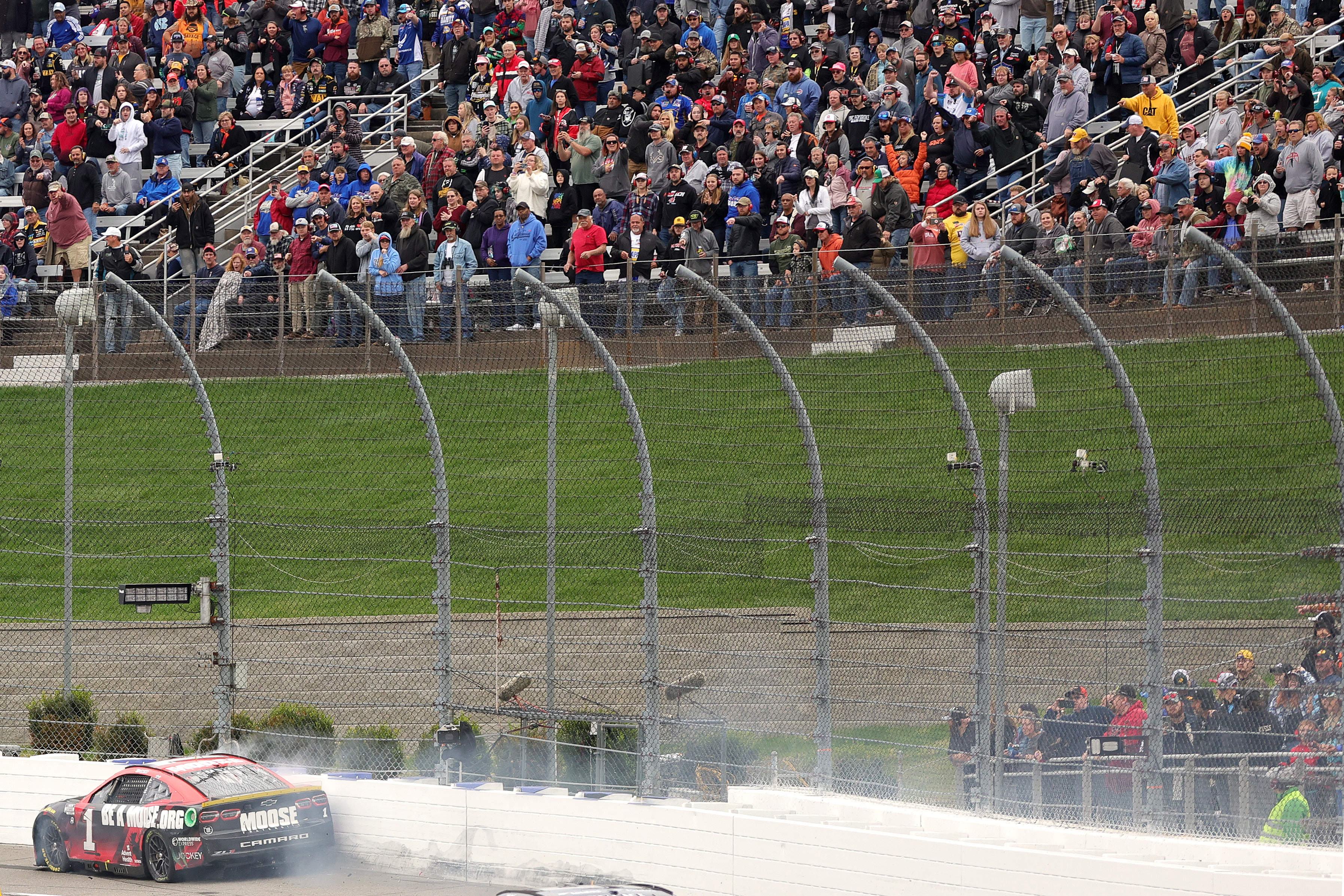 87: Ross Chastain's move, Christopher Bell in the clutch & Ty Gibbs compares himself to Jesus episode artwork