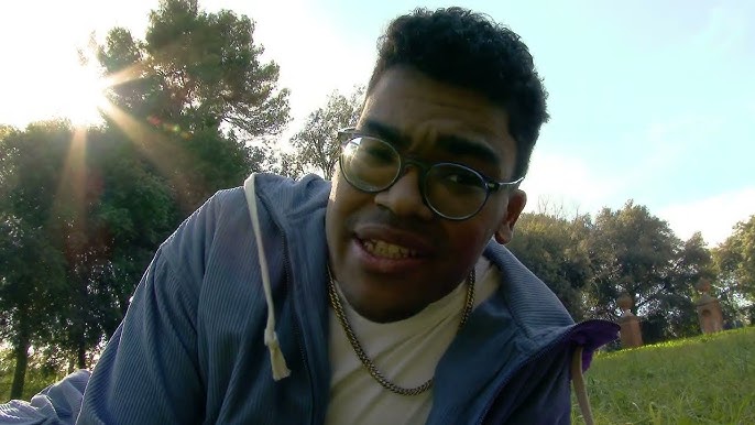 SOLTERO (MIA PERSONALE OPINIONE, LE RELAZIONI NON SON NULLA DI VERO) - LEONARDO DE ANDREIS