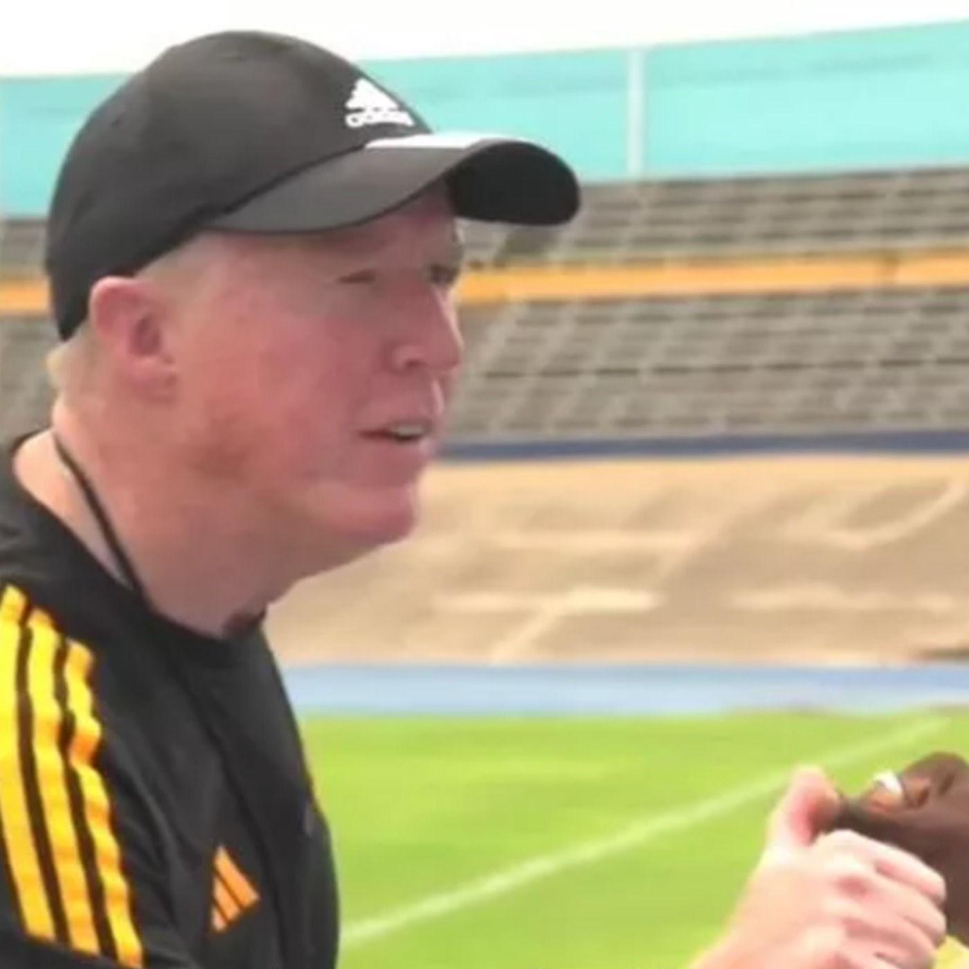 Steve McClaren passes the dutchie