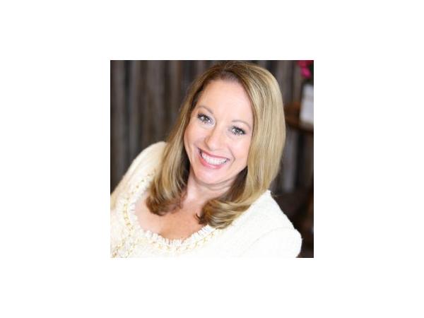 Lessons in Leadership from the Colonel's Daughter, Lauren Schieffer episode artwork