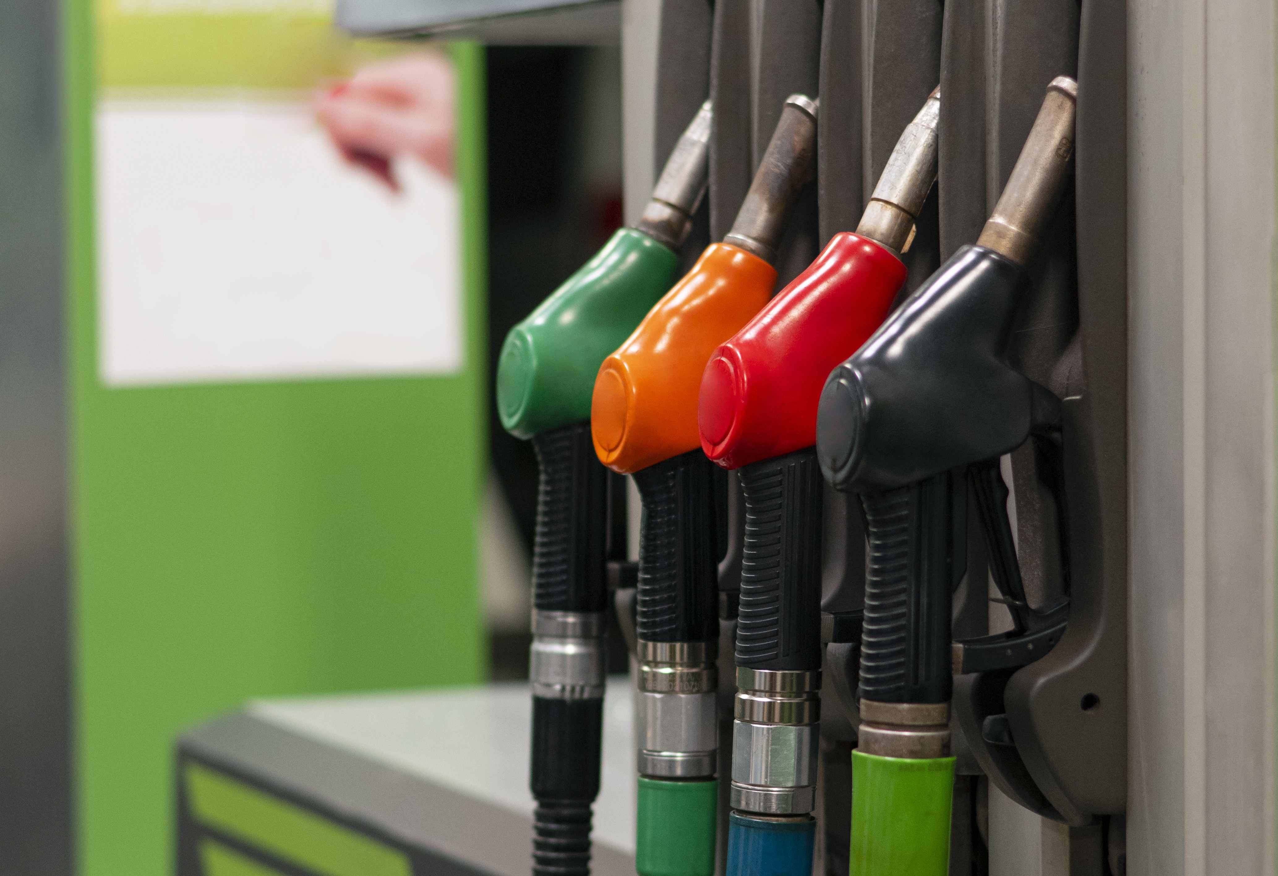 Governo propõe subvenção de R$ 1,20 por litro de diesel importado