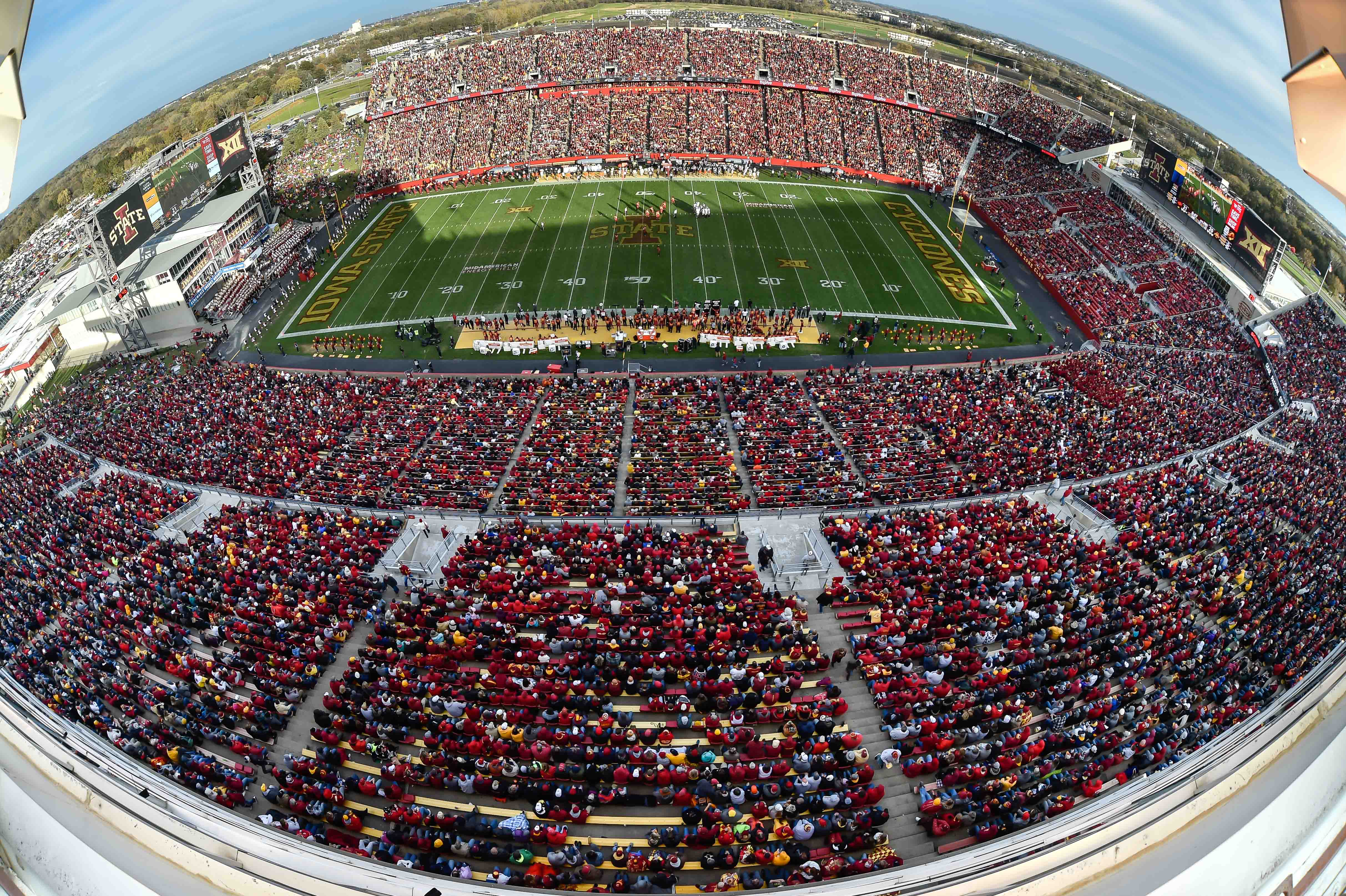 WILLIAMS: Reaction to ISU allowing 25 K fans at games, Jamie Pollard's press conference
