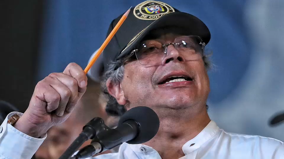 Petro revela sus gastos