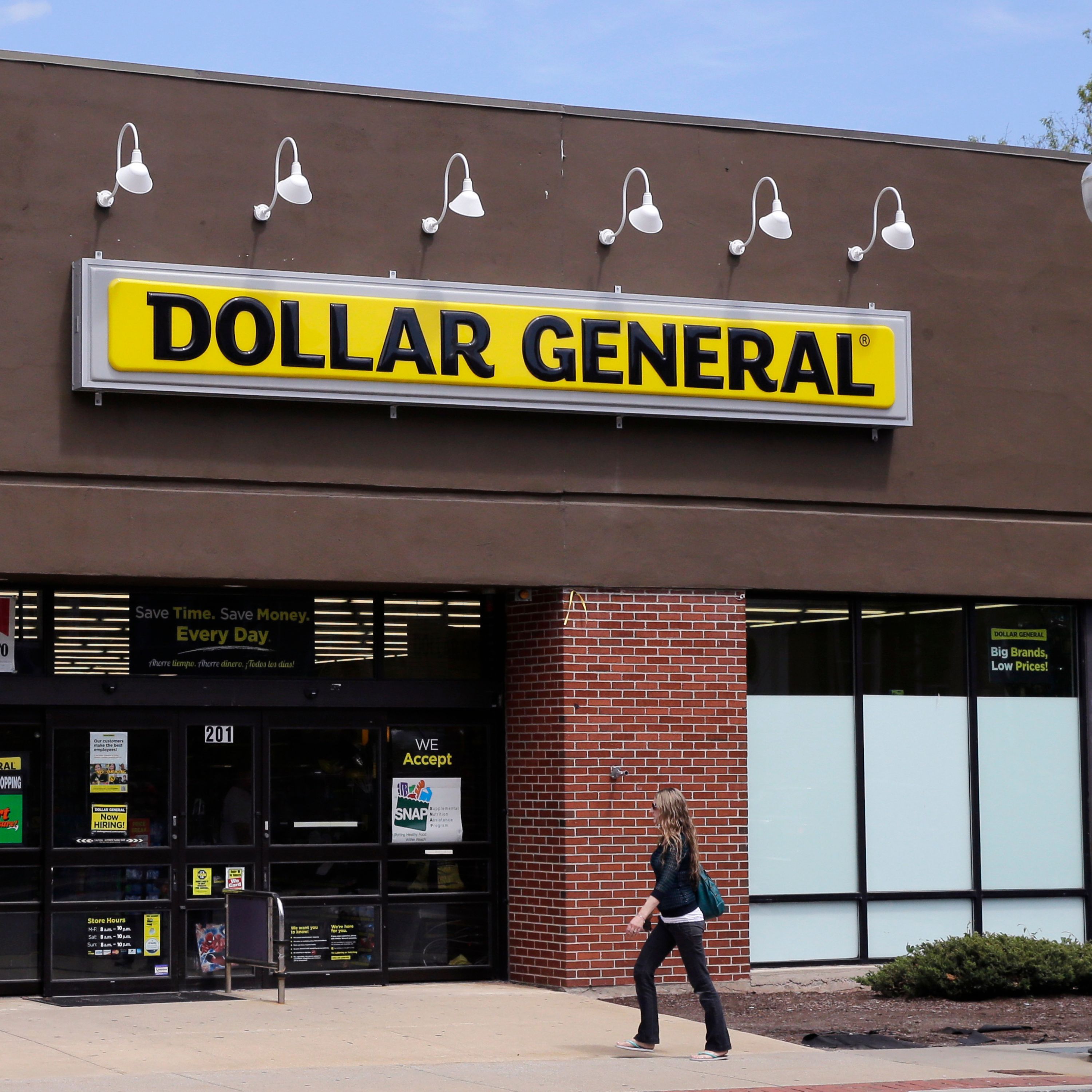 Pastor Jamal Bryant Targets Dollar General in Diversity Push